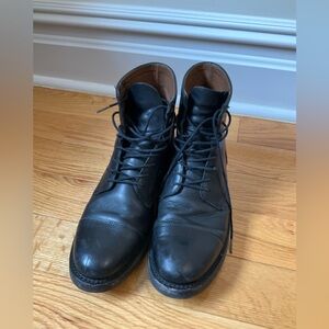Frye Cap Toe Leather‎ Lace Up Boots - Size 9